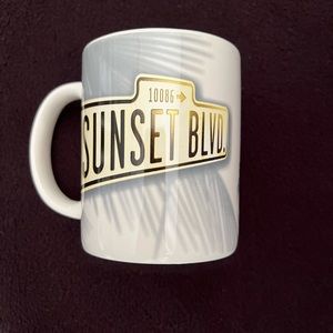 Sunset Blvd. Broadway Musical 2017 Official Logo Mug Brand New Purchased at Show